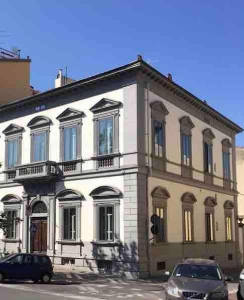 Palace First Apartamento Florencia